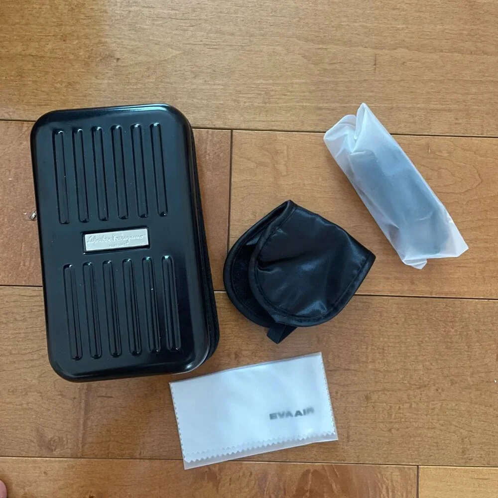 NEW Salvatore Ferragamo Sleek Black Hardcase Travel Case with Amenities - Picture 2 of 7